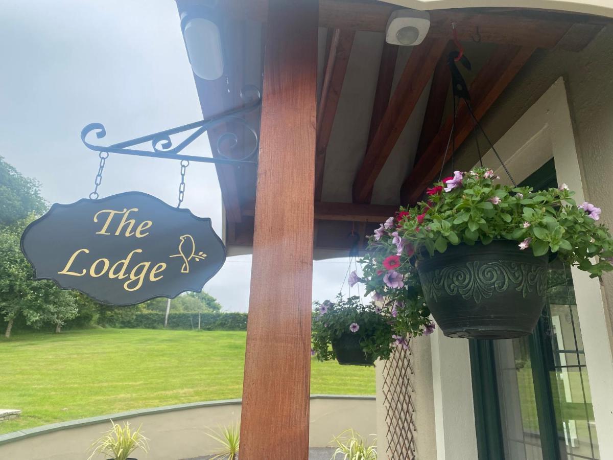 The Lodge Donegal Town Exterior photo